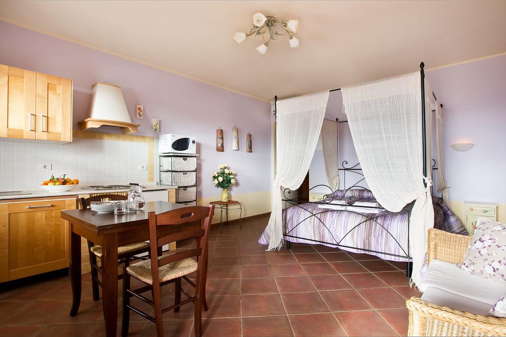Agriturismo Borgo Campetroso Suvereto Exterior photo